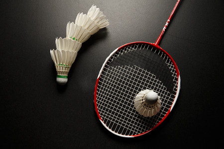 面临压力 面临压力