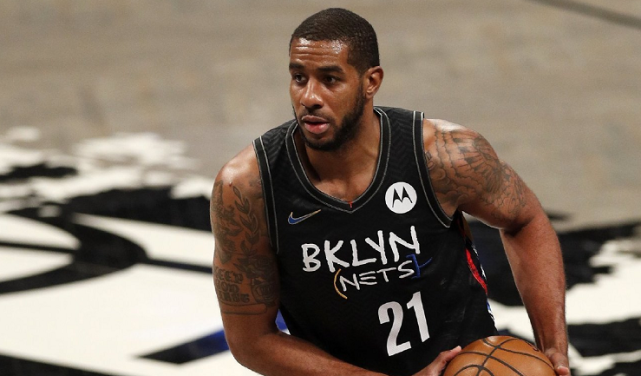 的中场将是 的中场将是