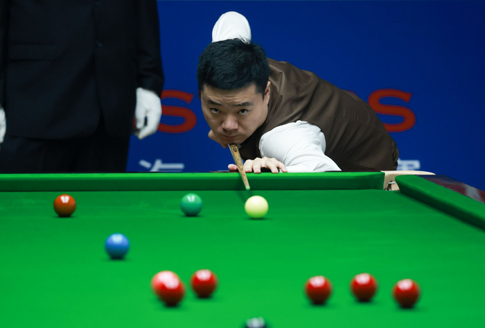 人的高度配 人的高度配