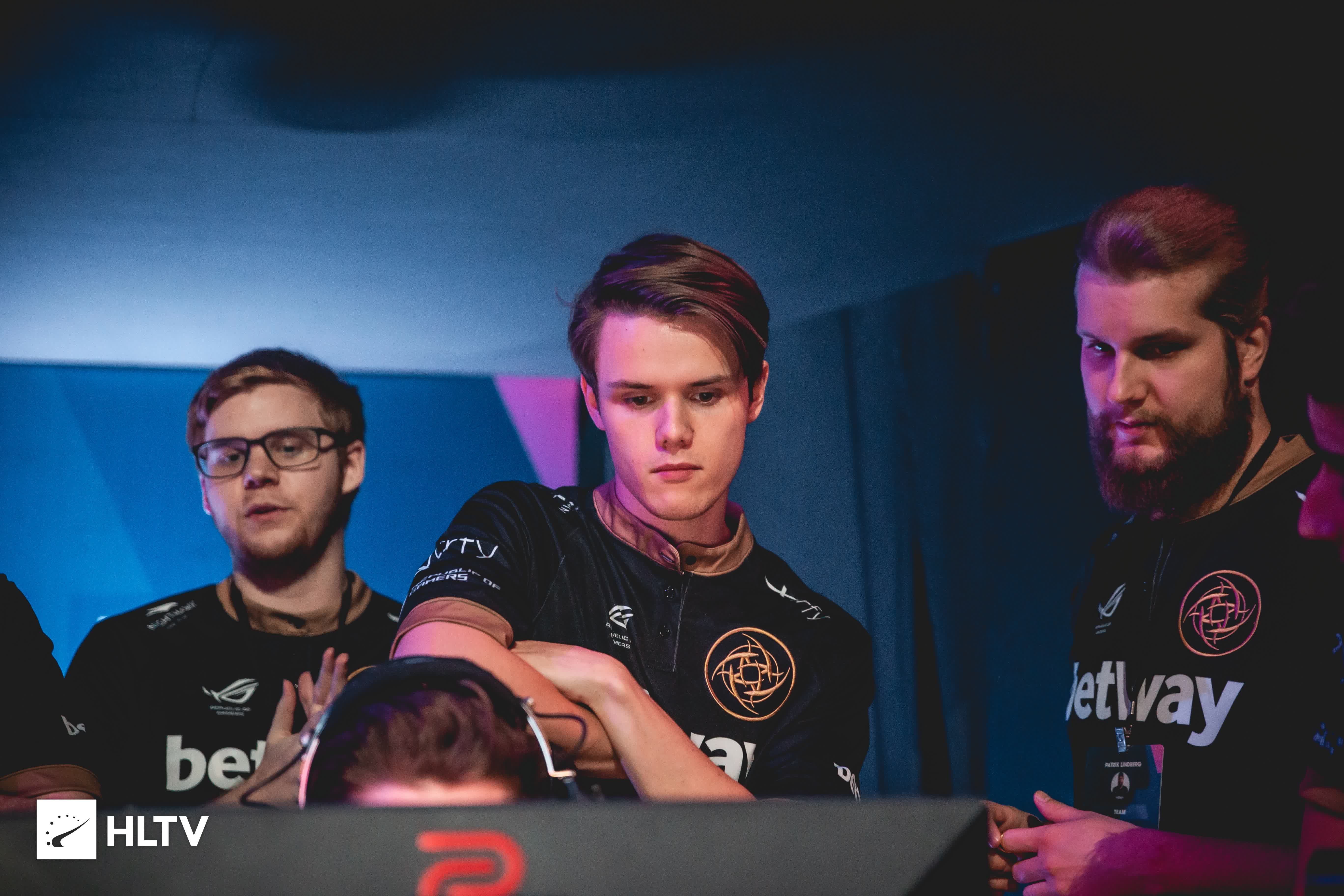 到欧冠的跨 到欧冠的跨